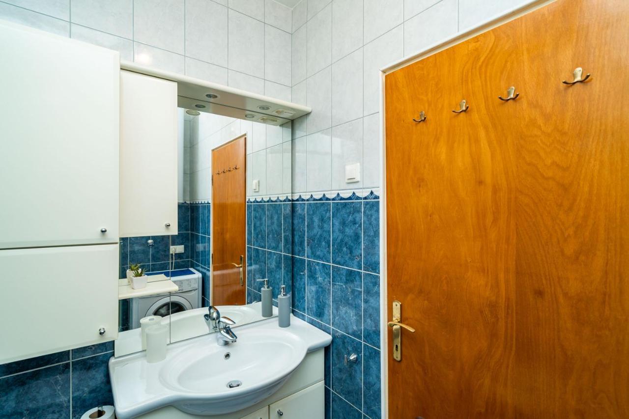 Spacious Three Bedroom Apartment Dubrovnik Eksteriør billede